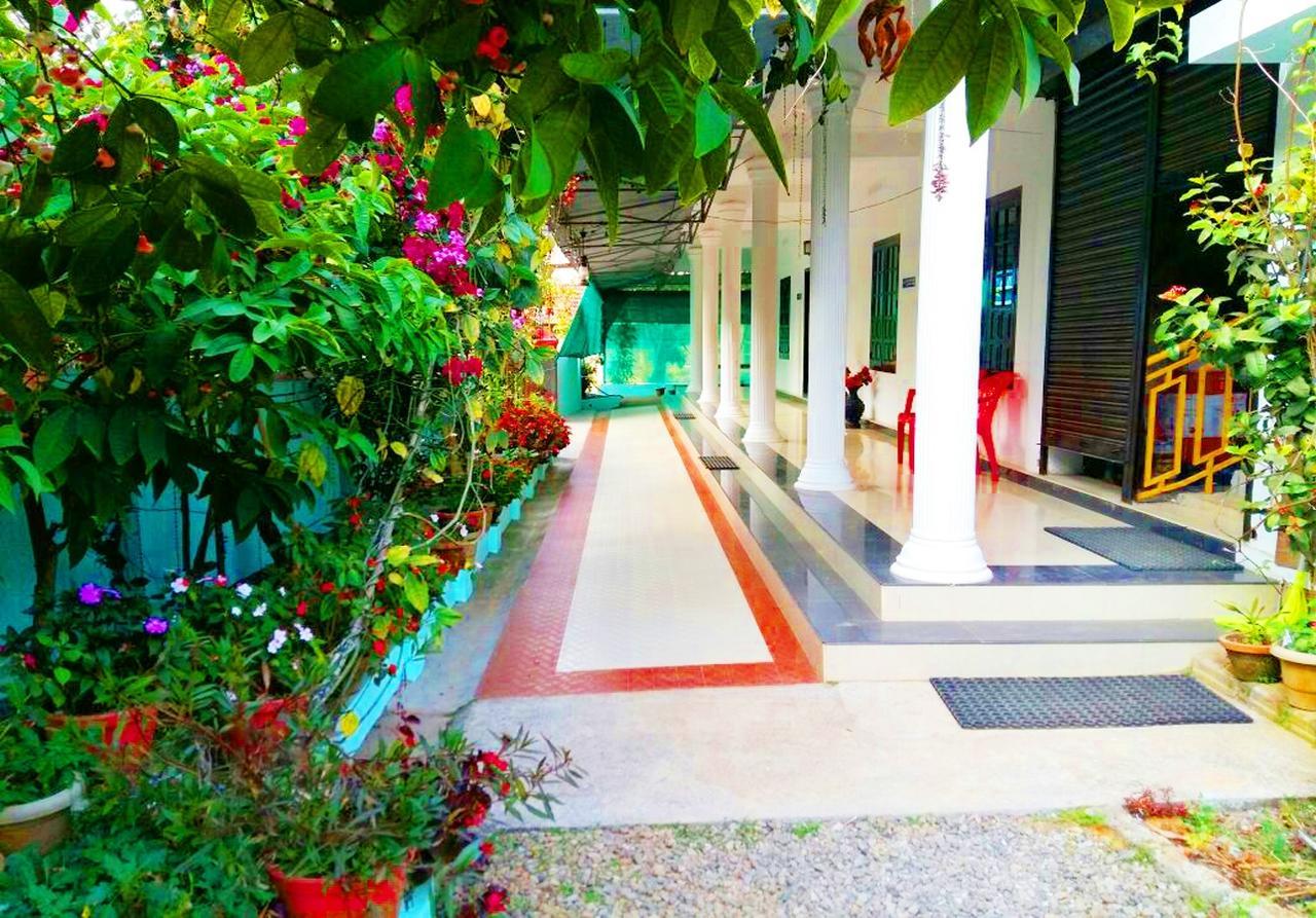 Viduthi Homestay มุนนาร์ ภายนอก รูปภาพ